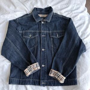Burberry kid Vest denim jean Jacket 12T blue (one button missing)